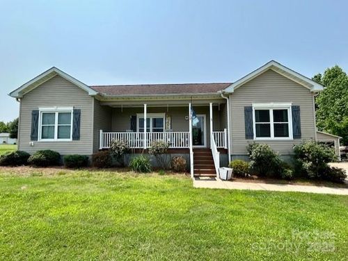 1545 Lewis Farm Rd, Kings Mountain, NC, 28086-9441 | Card Image