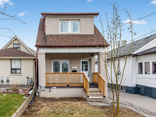 11 Rowntree Ave, Toronto, ON, M6N1R4 | Card Image