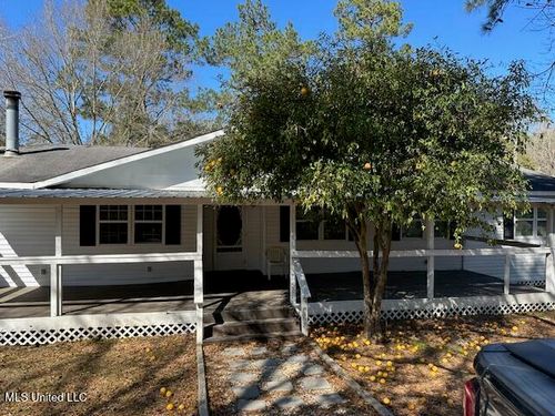 47 Tom Warner Rd, Tylertown, MS, 39667-5423 | Card Image