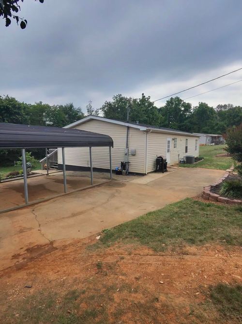2200 Spout Springs Road, Morristown, TN, 37814 | Card Image
