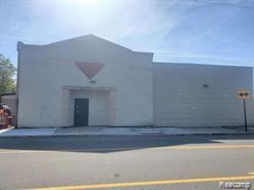 7455 Fenkell St, Detroit, MI, 48238-1960 | Card Image