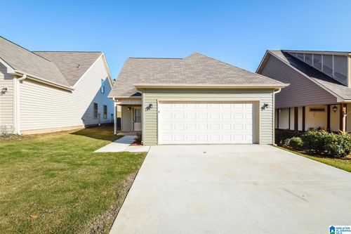 75 Deer Creek Dr, Odenville, AL, 35120-7232 | Card Image