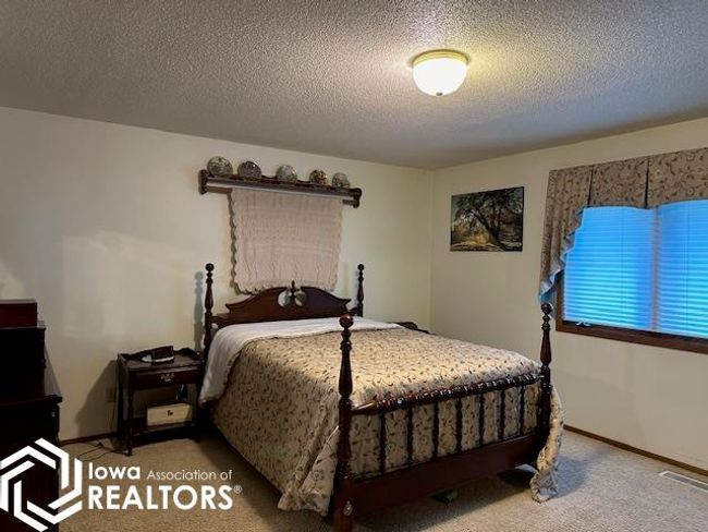 1615 Sullivan Ave, House other with 4 bedrooms, 3 bathrooms and null parking in Humboldt IA | Image 14