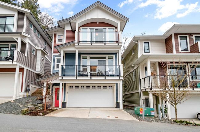 18 - 47042 Macfarlane Place, House other with 3 bedrooms, 2 bathrooms and 4 parking in Chilliwack BC | Image 1