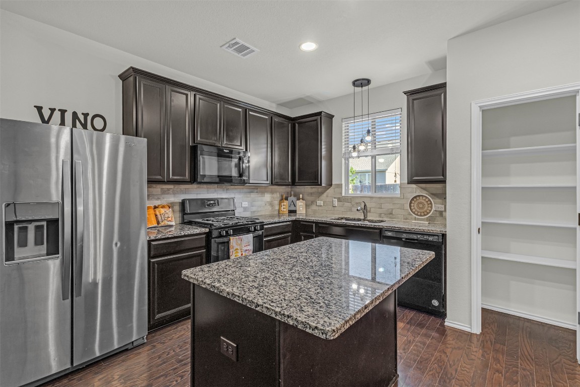 Perryville Loop, Liberty Hill, TX 78642