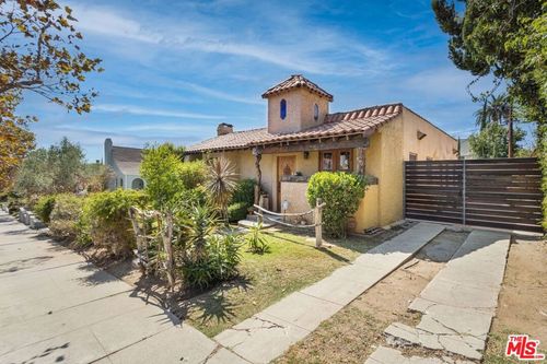 1309 Carmona Ave, LOS ANGELES, CA, 90019-2533 | Card Image