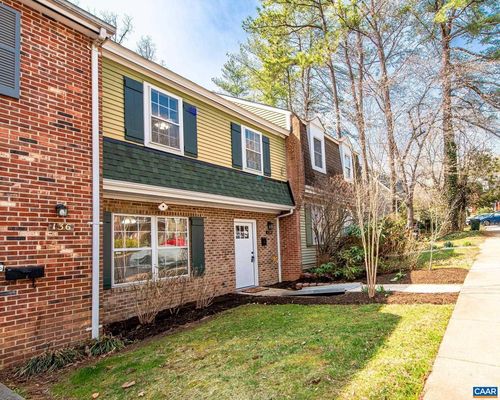 138 Scarborough Pl, CHARLOTTESVILLE, VA, 22903-6546 | Card Image