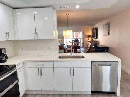 2903 Victoria Cir, Coconut Creek, FL, 33066-1302 | Card Image