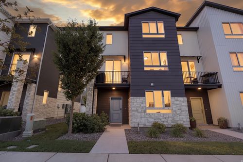 982 W 500 S, American Fork, UT, 84003-4680 | Card Image