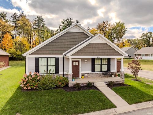 4208 W Thornwood Ln, Muncie, IN, 47304-3593 | Card Image