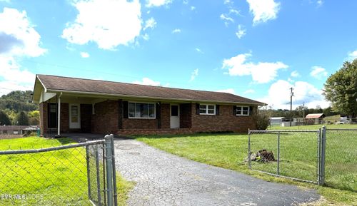 161 Gardenia Dr, Ewing, VA, 24248-8086 | Card Image