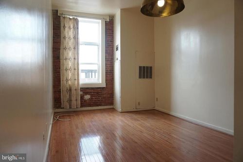 8i-1010 Race St, PHILADELPHIA, PA, 19107-2335 | Card Image