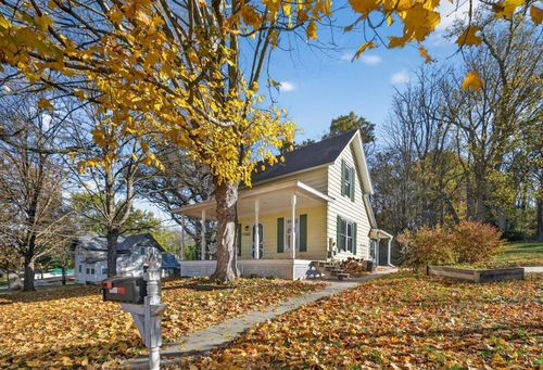 2 Avenue B Ne, Chatfield, MN, 55923-1115 | Card Image