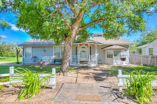 207 E 28th St, San Angelo, TX, 76903-4431 | Card Image