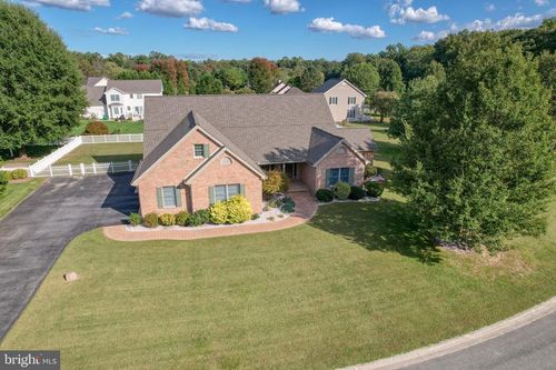 205 Scarlet Cir, DOVER, DE, 19904-5660 | Card Image