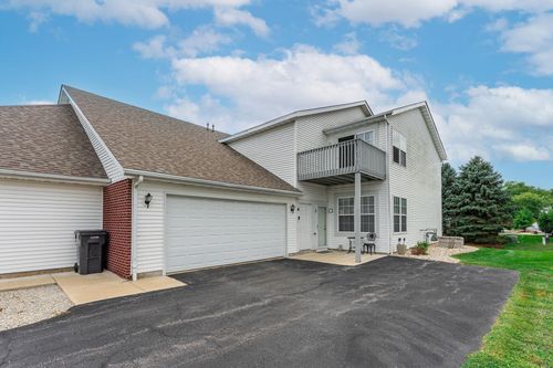 unit-3-10138 Monarch Rd, ROSCOE, IL, 61073-5695 | Card Image