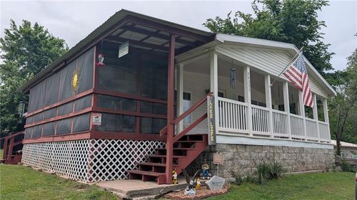 29335 Van Dyke St, Warsaw, MO, 65355-6903 | Card Image