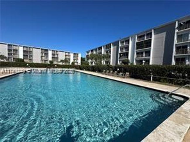 APT-503 - 8730 N Sherman Cir, Condo with 2 bedrooms, 2 bathrooms and null parking in Miramar FL | Image 23
