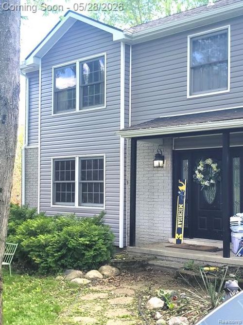 42263 Palmer Rd, Canton, MI, 48188-1911 | Card Image