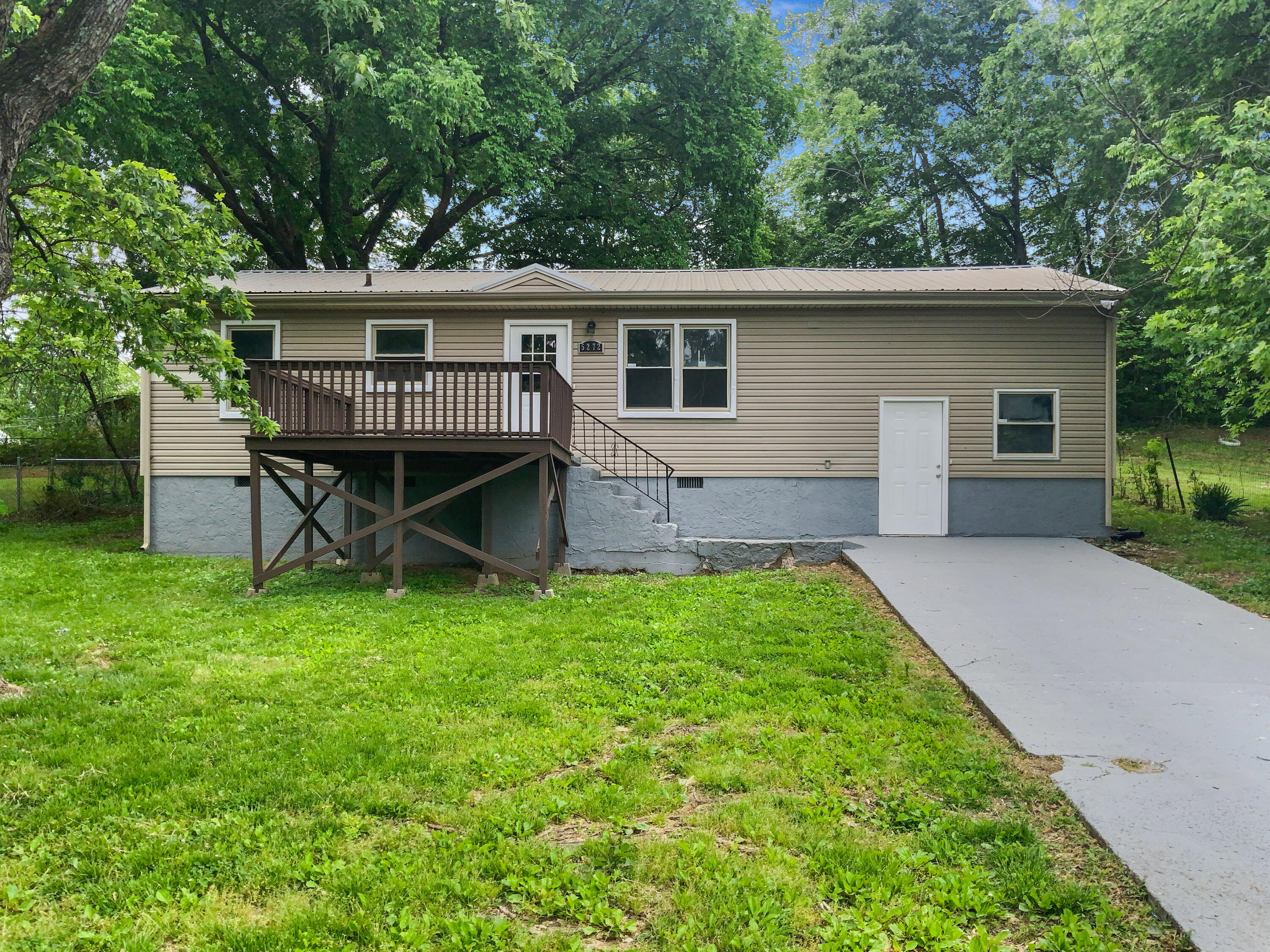 Usher Dr, Chattanooga, TN 37410