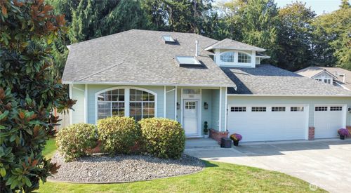 9806 153rd Street Ct E, Puyallup, WA, 98375-6528 | Card Image