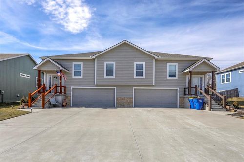 100 N Mcgee Street, Tonganoxie, KS, 66086 | Card Image