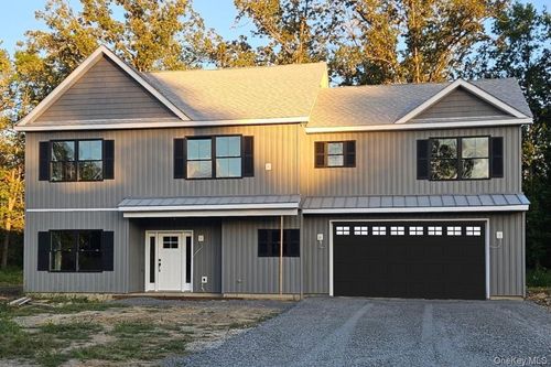34 Bigert Dr, New Hampton, NY, 10958-4321 | Card Image