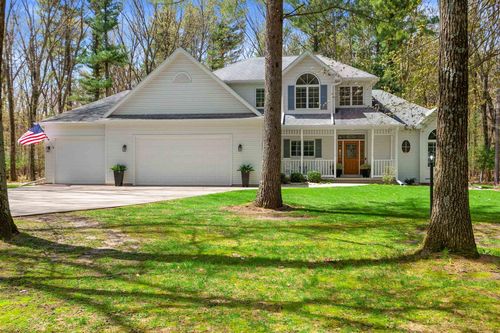 N1996 Majestic Pines Circle, Marion, WI, 54982 | Card Image
