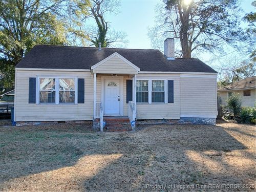 112 Circle Ct, Fayetteville, NC, 28301-3823 | Card Image