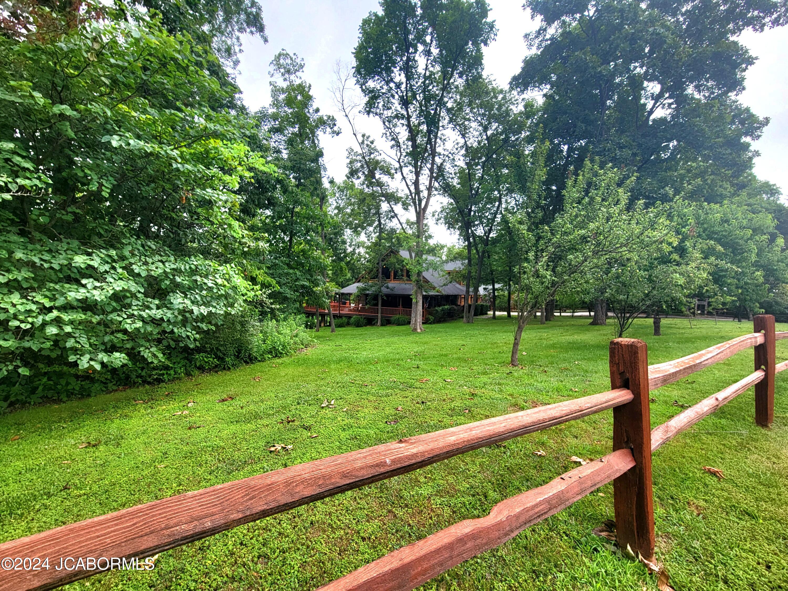 County Road 108 , Fulton, MO 65251