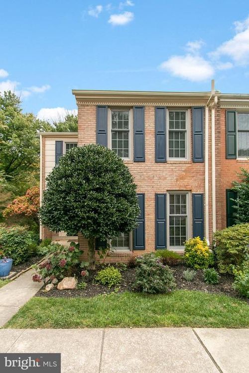 2009 Highboro Way, FALLS CHURCH, VA, 22043-1839 | Card Image