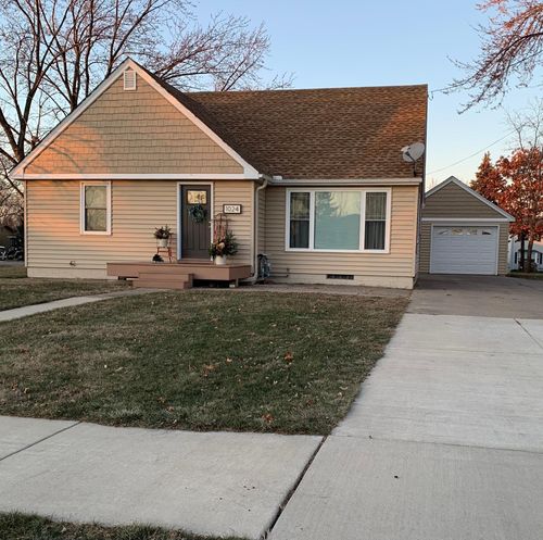 1024 Hoffman Street W, Cannon Falls, MN, 55009 | Card Image