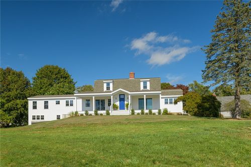 32 Arrowhead Dr, Tiverton, RI, 02878-4702 | Card Image