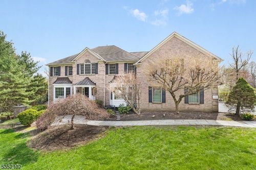 16 Beacon Hill Dr, Chester, NJ, 07930-3000 | Card Image