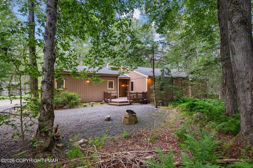 1141 Little Bear Run, Pocono Pines, PA, 18350 | Card Image