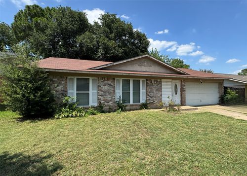 1417 Marblehead Dr, Lewisville, TX, 75067-5142 | Card Image