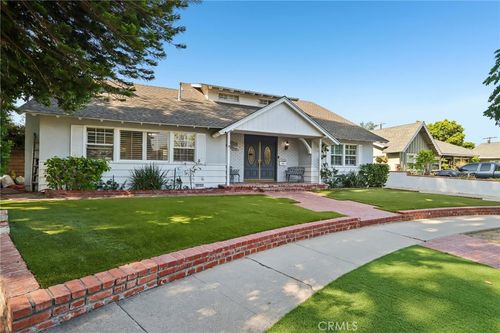 16332 Bermuda St, Granada Hills, CA, 91344-6855 | Card Image