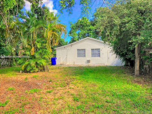 b-5647 Nw 5th Ct, Miami, FL, 33127-1541 | Card Image