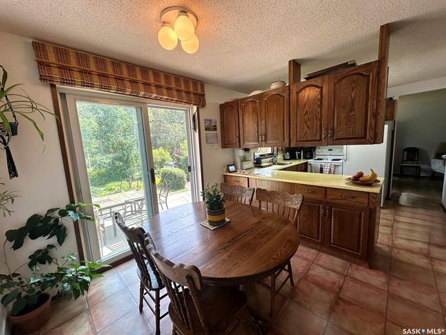 706 Donald St, House other with 5 bedrooms, 4 bathrooms and 2 parking in Hudson Bay SK | Image 4