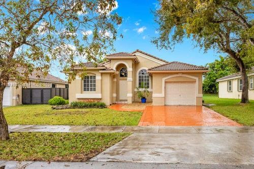 18322 Sw 94th Ct, Palmetto Bay, FL, 33157-5694 | Card Image