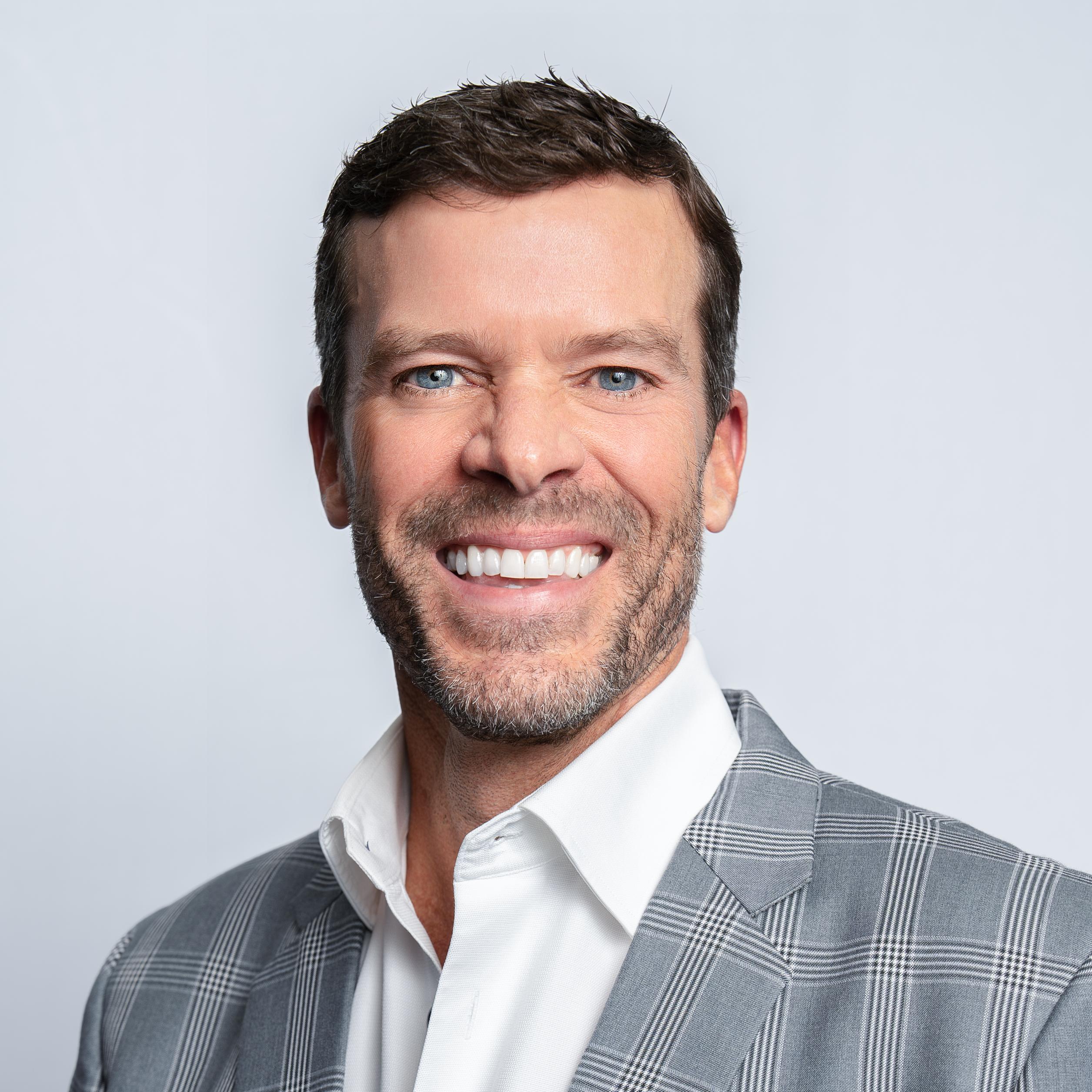 Steven Robertson