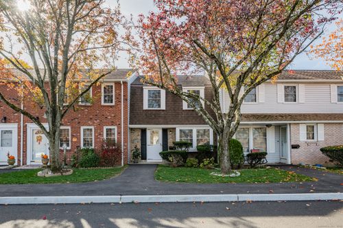 15-15 Greenwich Way, Milford, CT, 06460-7108 | Card Image
