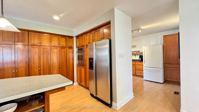 179 Ridge Rd, House other with 3 bedrooms, 2 bathrooms and 4 parking in Deep River ON | Image 8