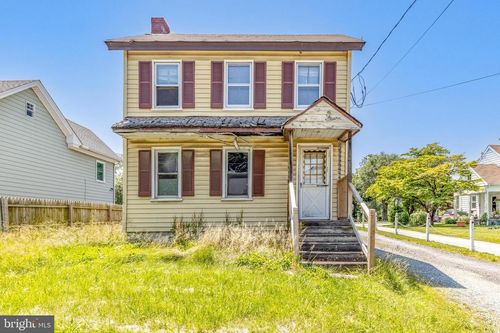 909 Newark Rd, TOUGHKENAMON, PA, 19374-1036 | Card Image