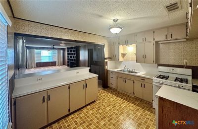 Kitchen | Image 3