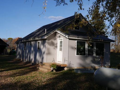 384 W Borden Rd, Rose City, MI, 48654-8725 | Card Image