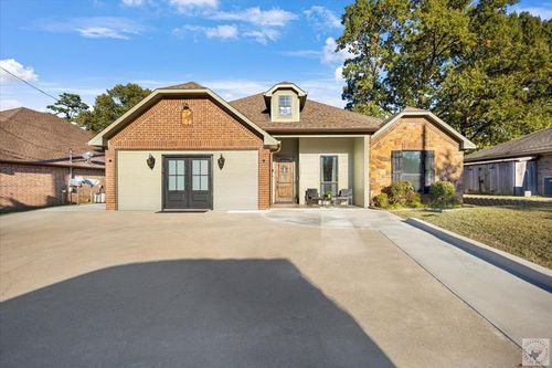 3726 Bill Owens Pkwy, Longview, TX, 75605-1604 | Card Image