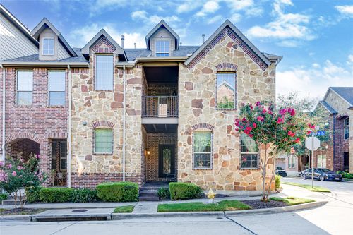 4220 Riverview Dr, Carrollton, TX, 75010-4266 | Card Image