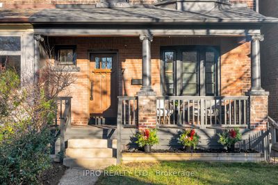 7 Woodycrest Ave, House attached with 4 bedrooms, 3 bathrooms and 3 parking in Toronto ON | Image 2