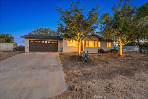 16114 Valeport Ave, Lancaster, CA, 93535-7325 | Card Image